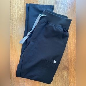 Black FIGS scrub pant Yola Yoga Waistband, XS petite NWOT